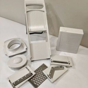 Pampered Chef Ultimate Mandoline